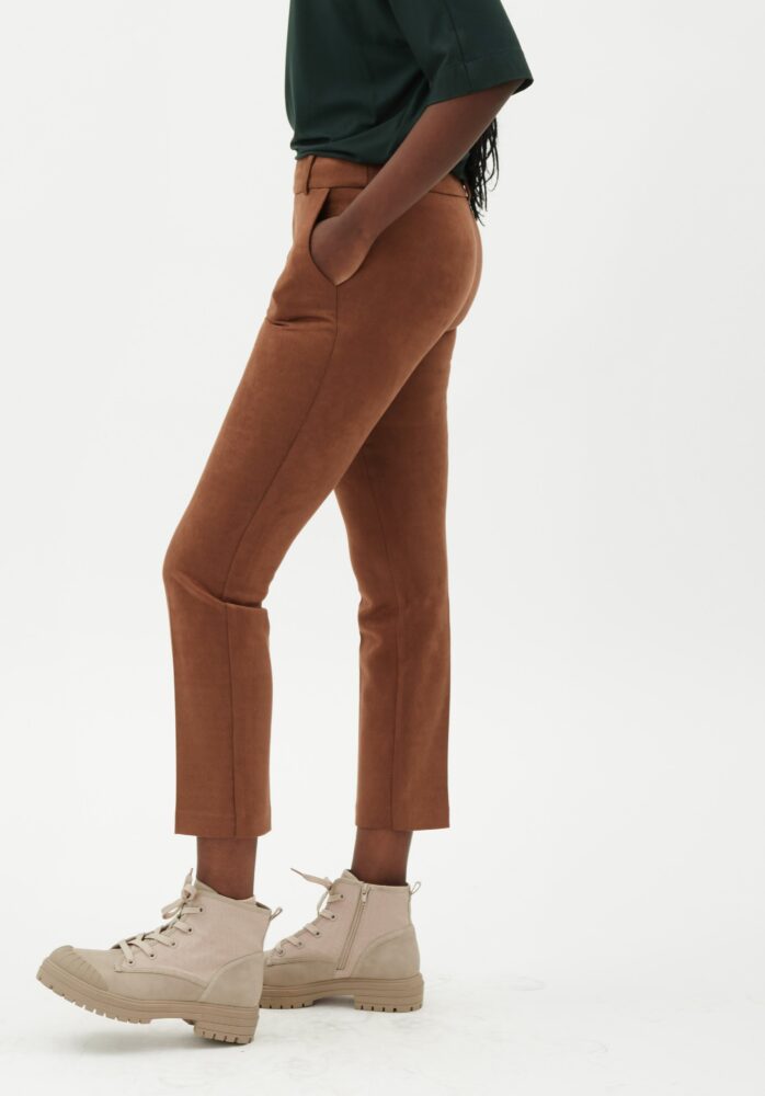 ILTM Gwyneth Faux Suede Ankle Pant