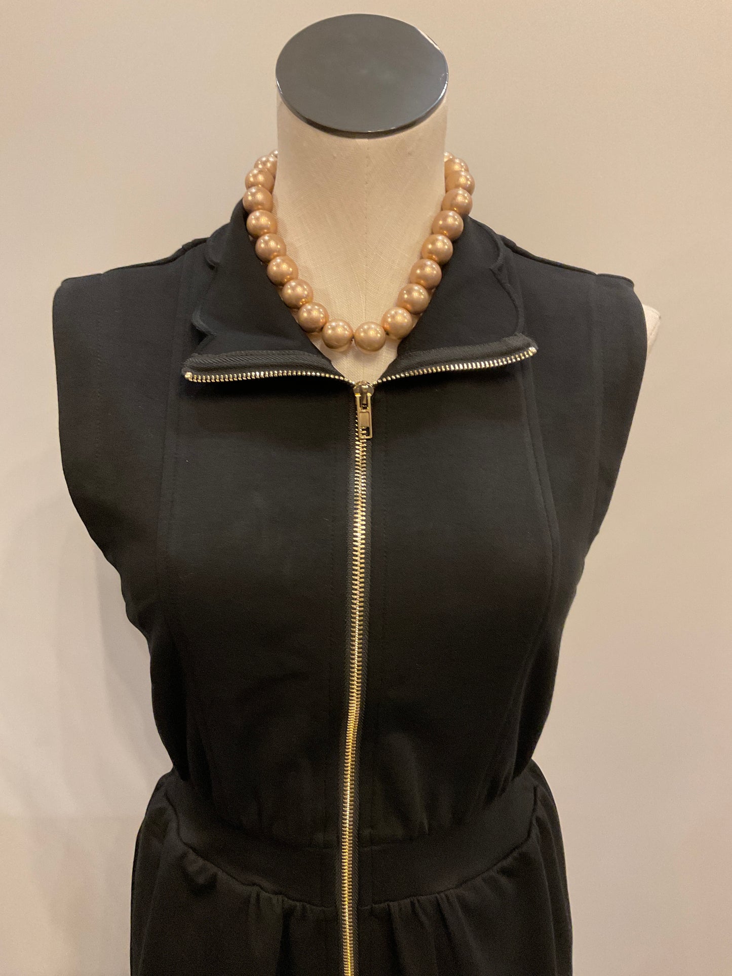Scallop Zipper Mini