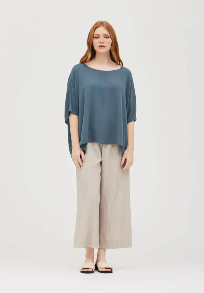 Oversized Steel Top