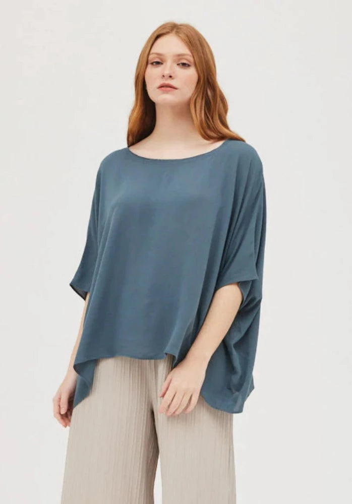 Oversized Steel Top