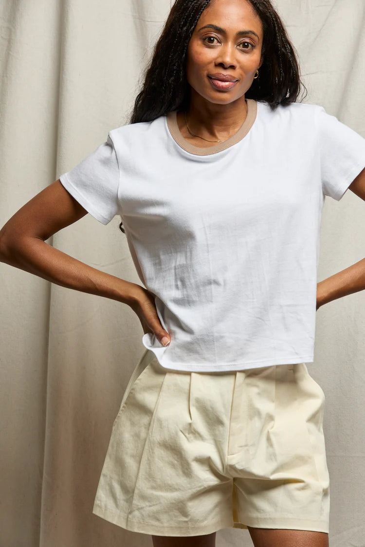 Perfect White Tee Billie