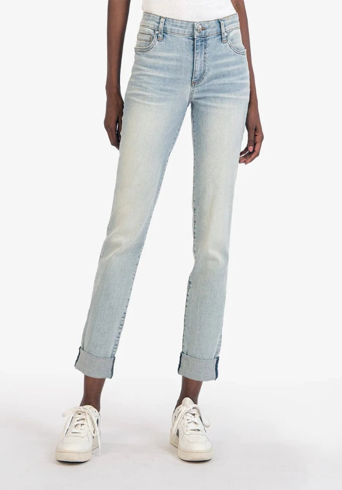 Catherine Mid Rise Boyfriend (Sentimental Wash)