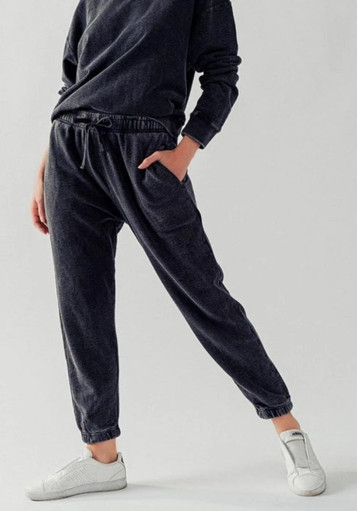 Mono B Bray Mineral Wash Sweatpants