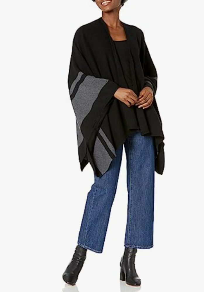 Harper Poncho in Black