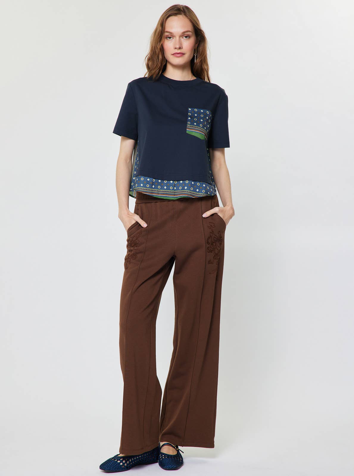 Cropped Mixed Media Scarf Print Back T-shirt