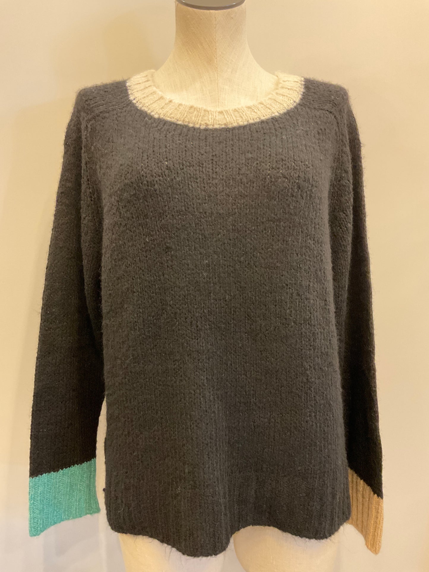 SD Contrast Trim Sweater