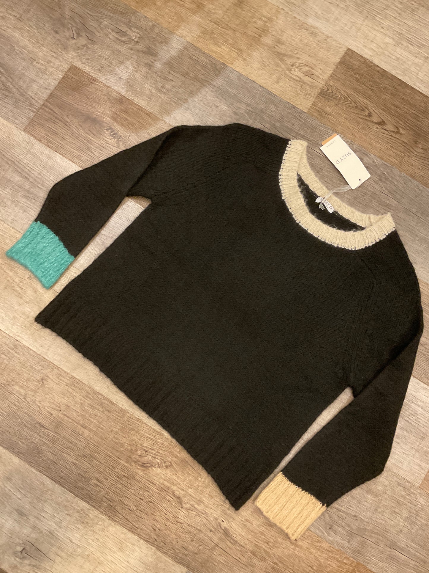 SD Contrast Trim Sweater