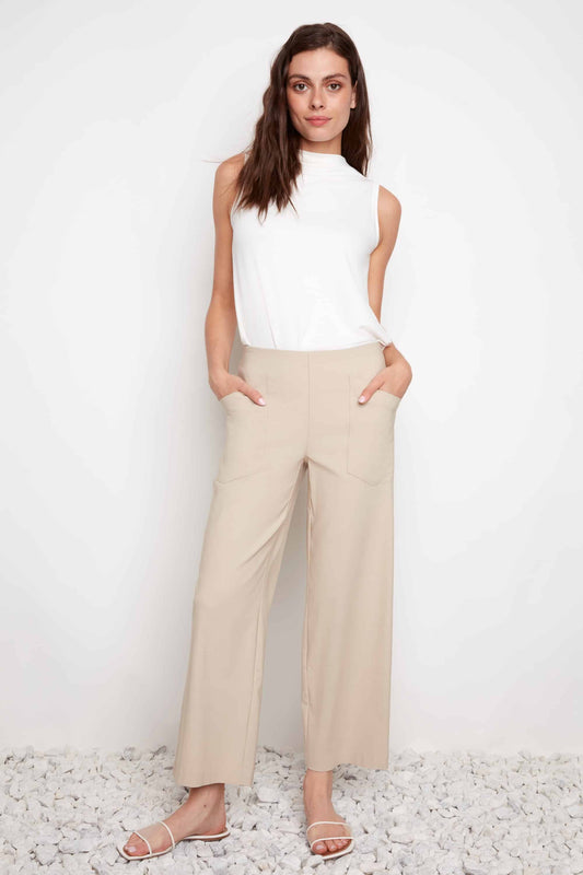 Techno Core Wide-Leg