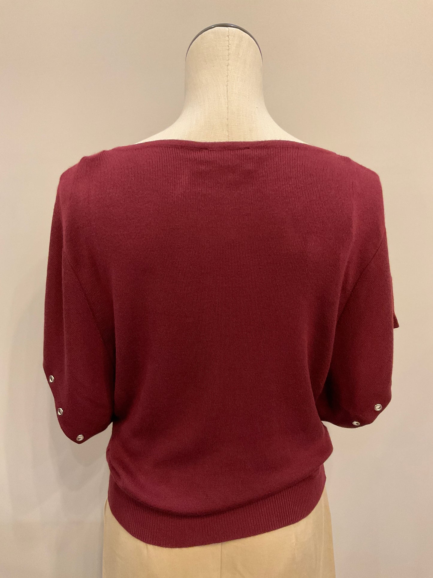 Wine Grommet Top