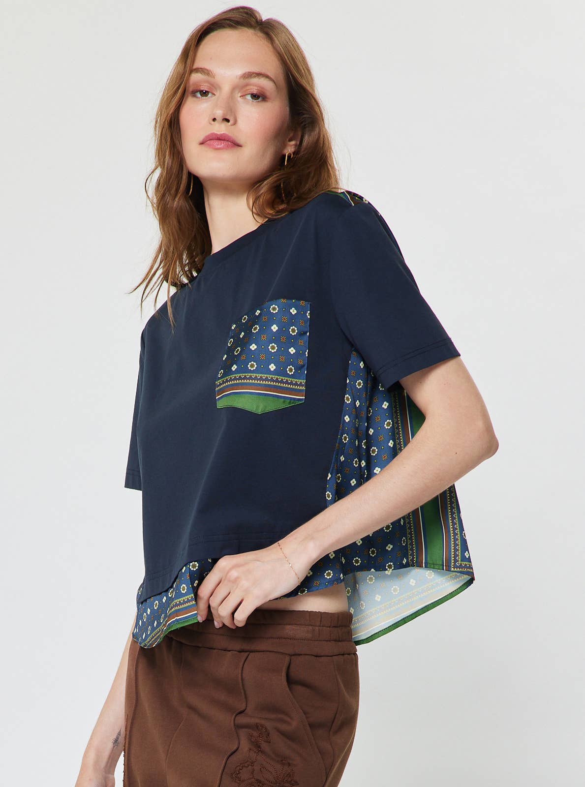 Cropped Mixed Media Scarf Print Back T-shirt