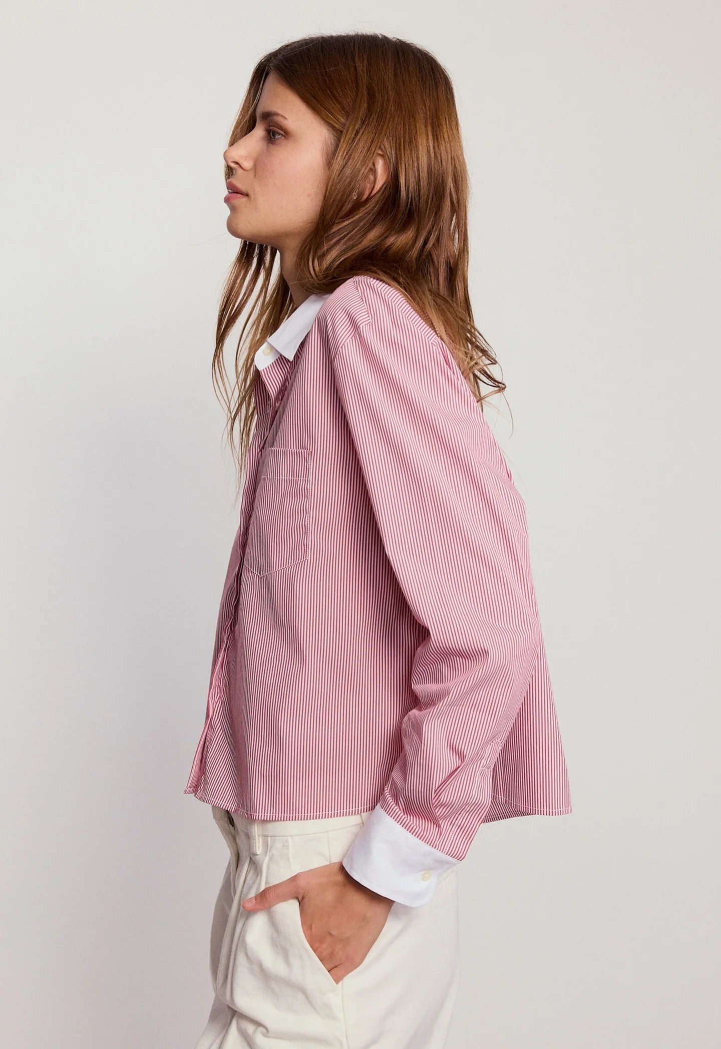 The LS Boxy Crop in Thin Red/White Collar