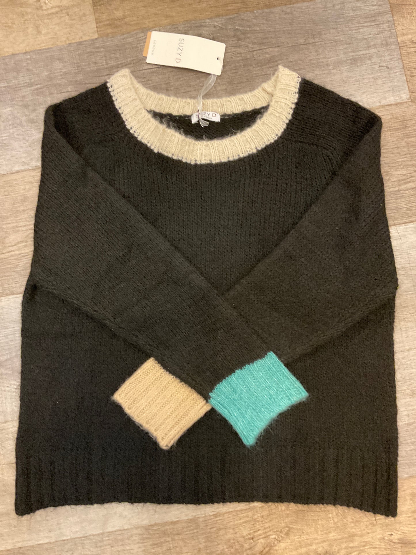 SD Contrast Trim Sweater