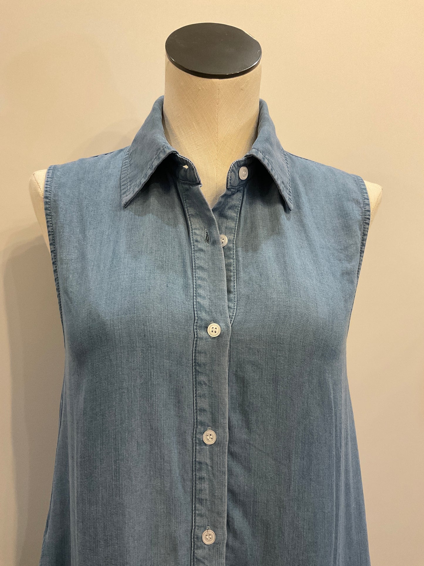 Embroidered S/L Denim Mini