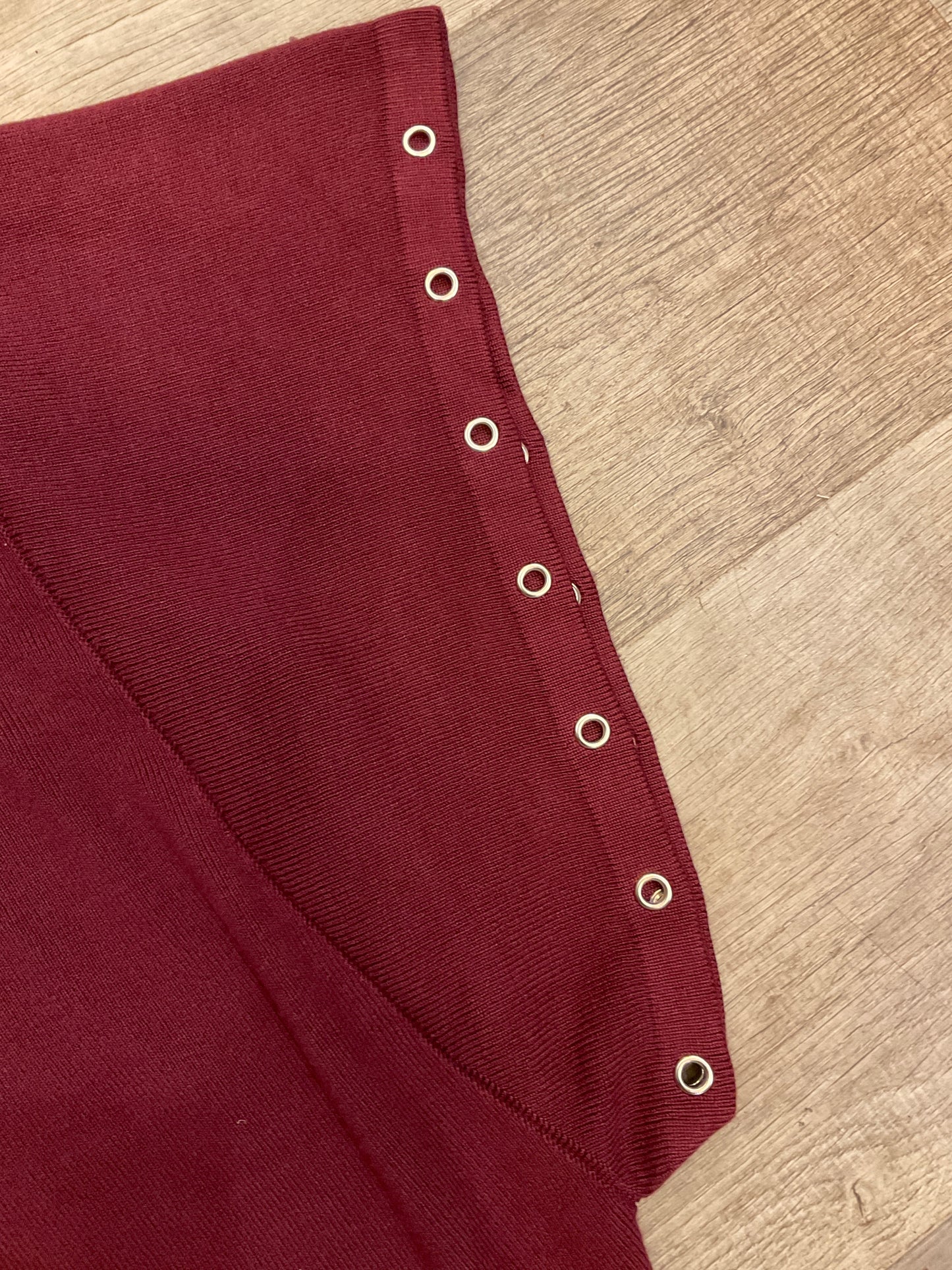 Wine Grommet Top