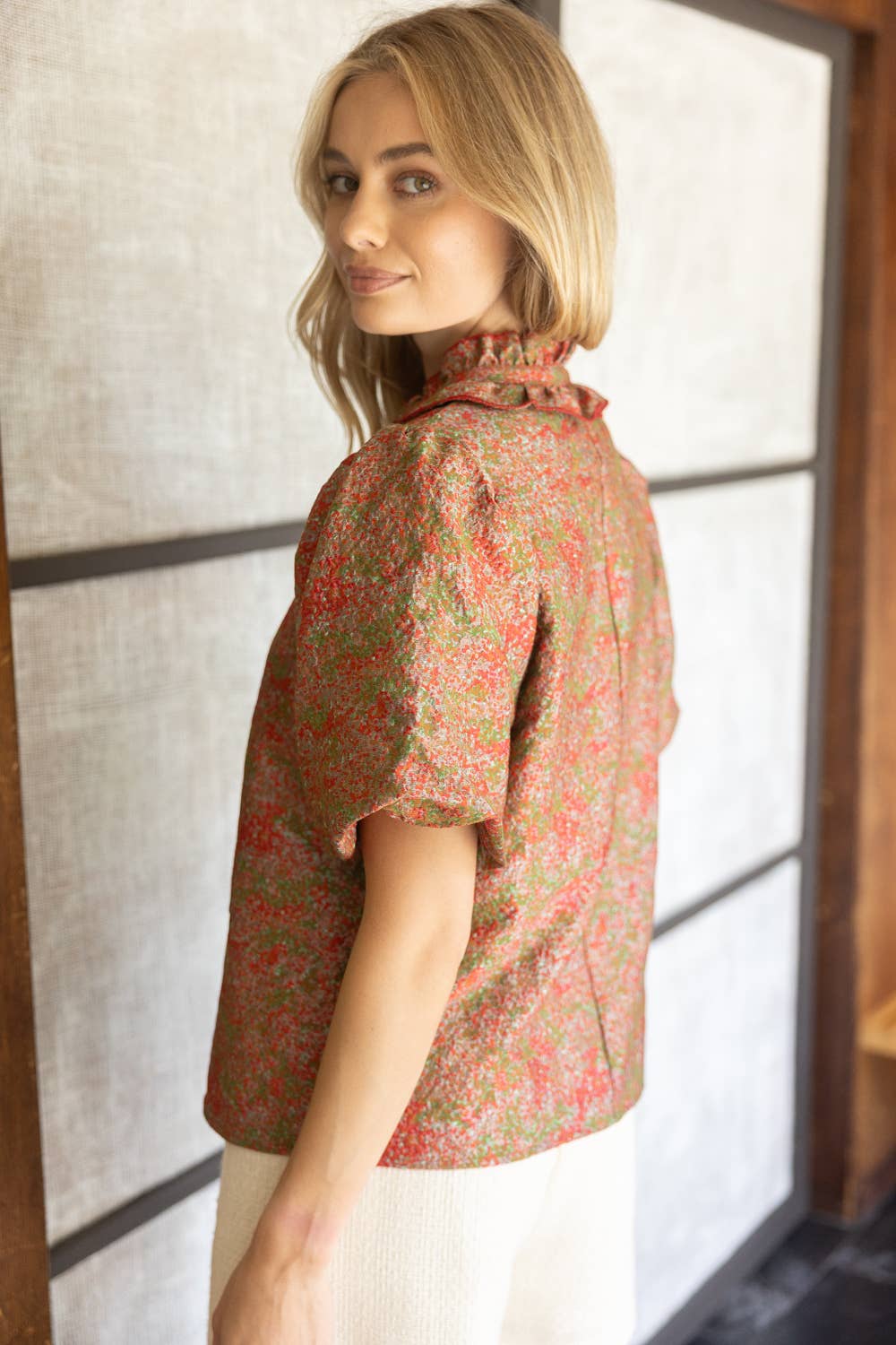 Ruffle Collared Jacquard Abstract Print