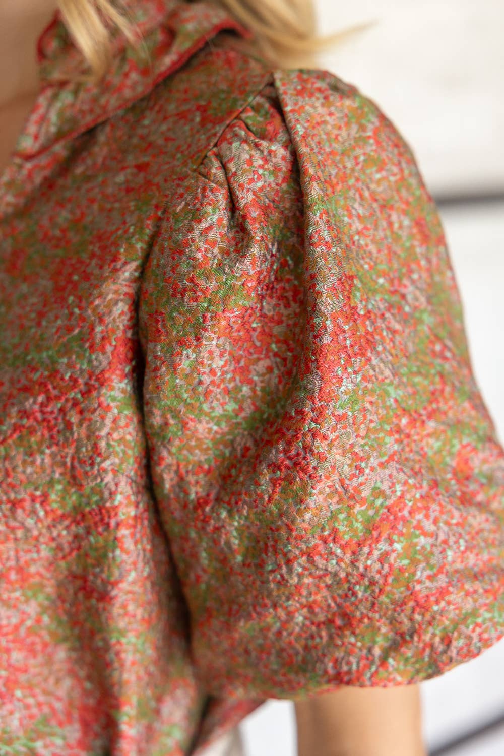Ruffle Collared Jacquard Abstract Print