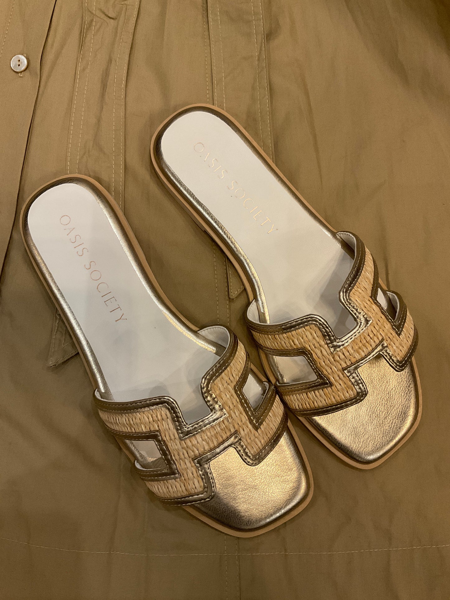 The Ena | Gold H Cutout Raffia Slide