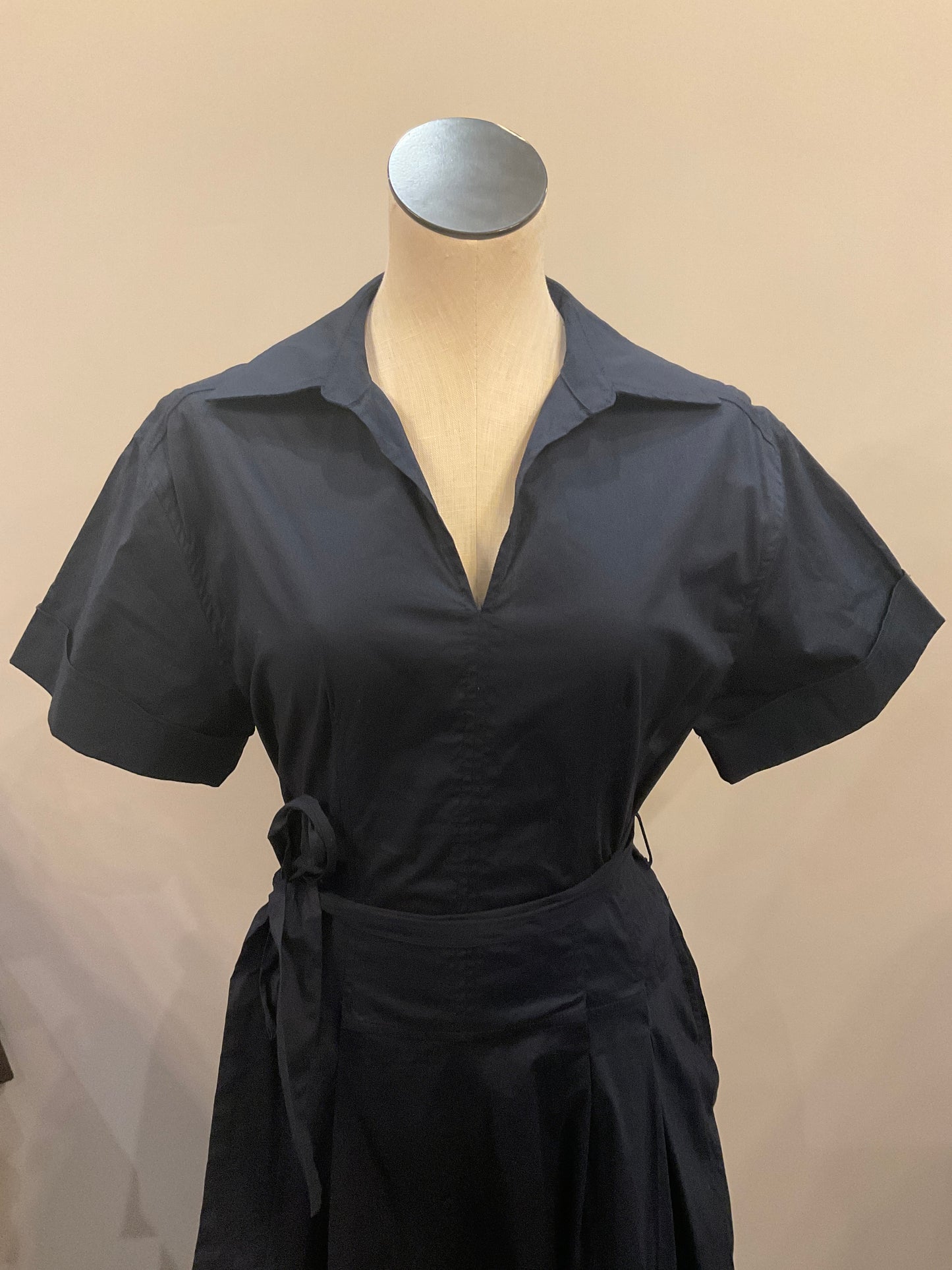 Basic Collar Midi Dress