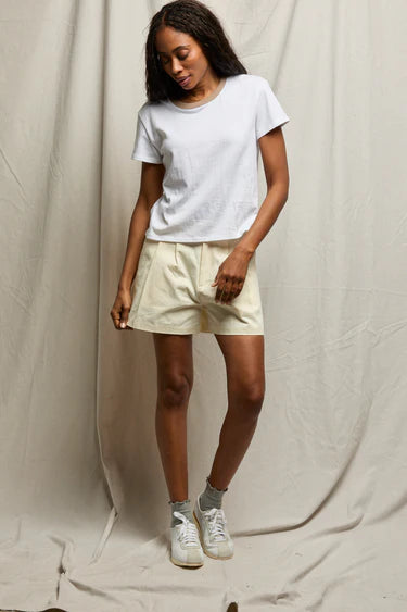 Perfect White Tee Billie