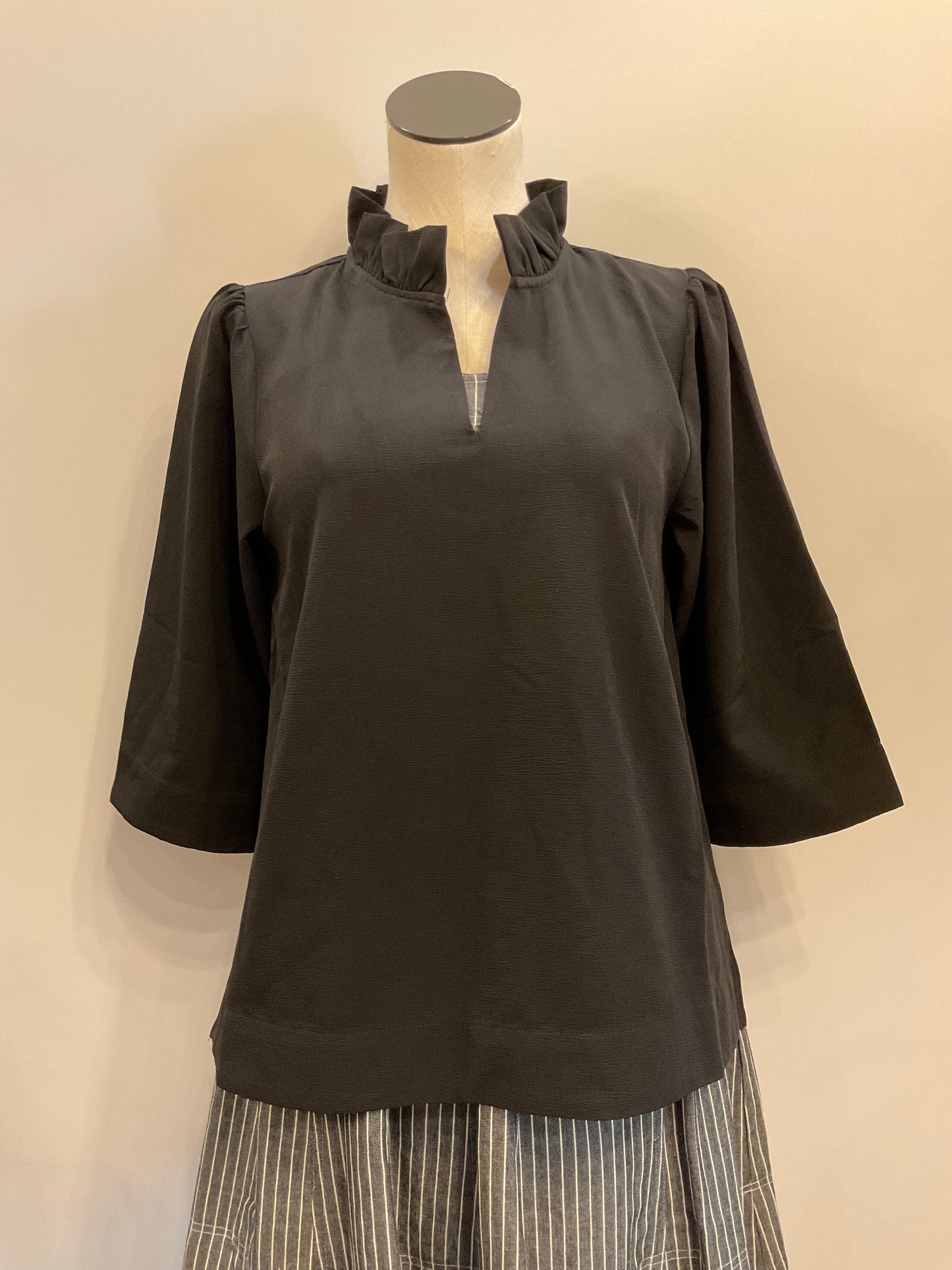 Black Ruffled Collar Top