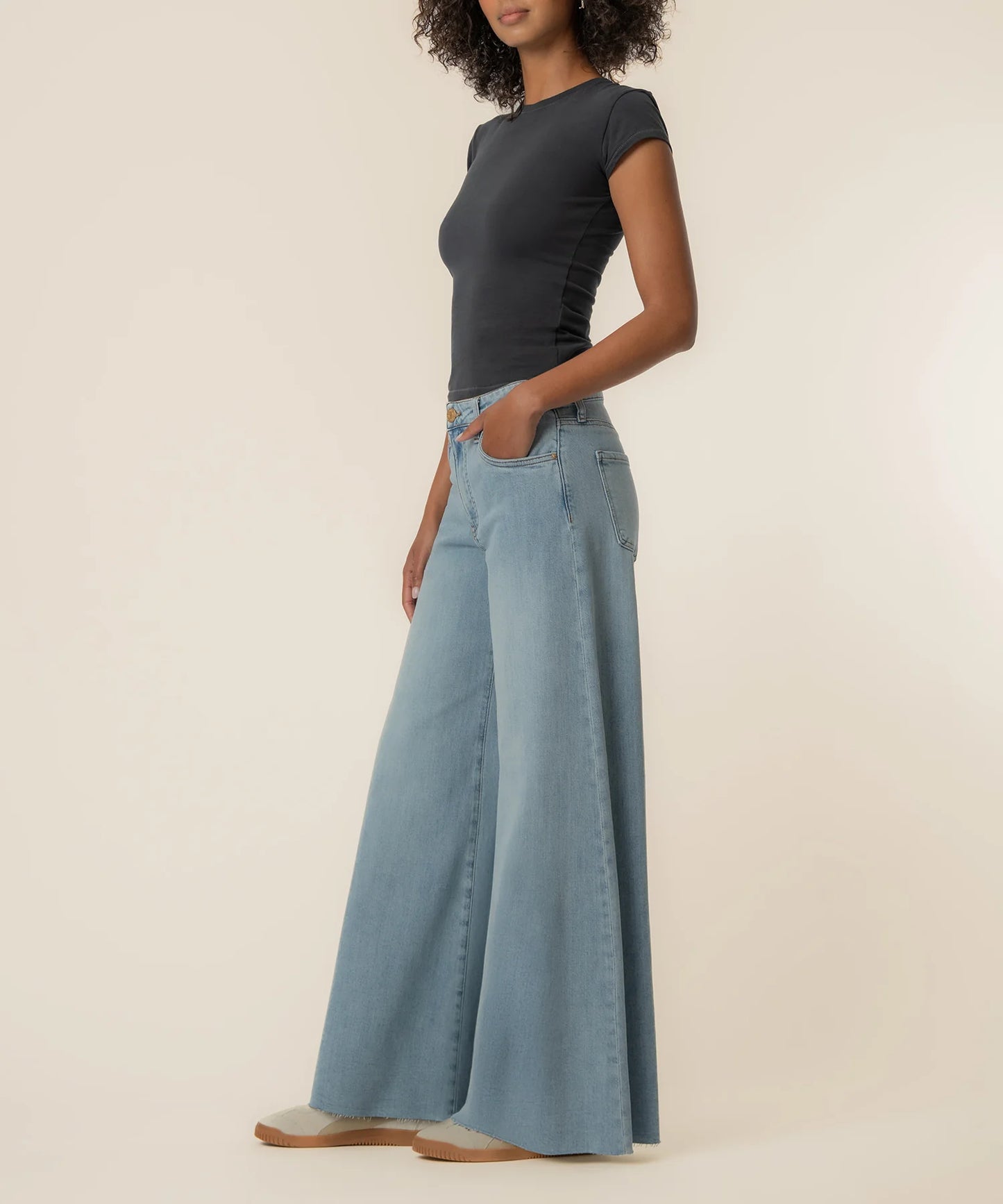 Kut from the Kloth Blake Fab Ab High Rise Super Wide Leg