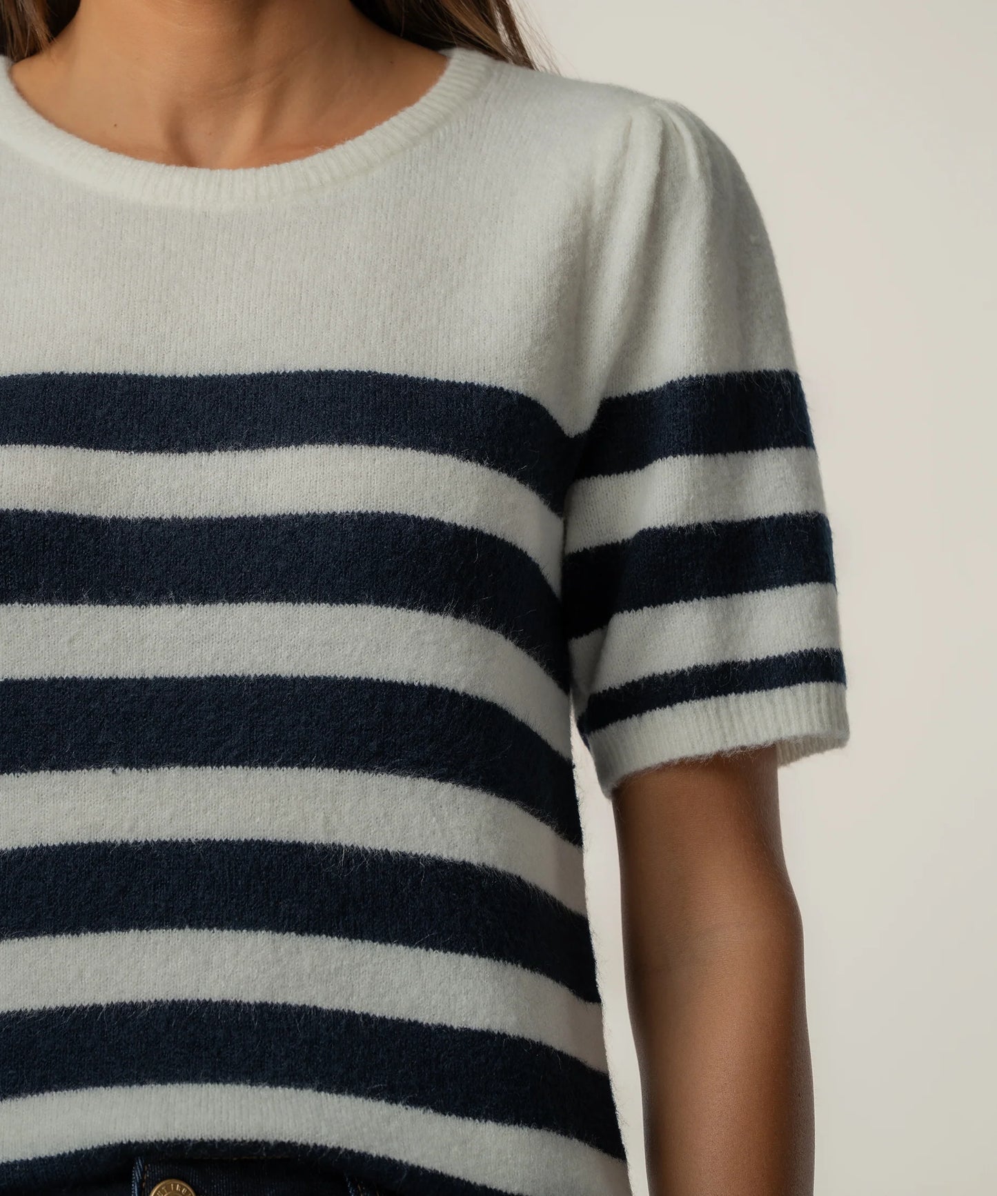 Kut From the Kloth Monika Short SLV Stripe Sweater(Cream/Navy)
