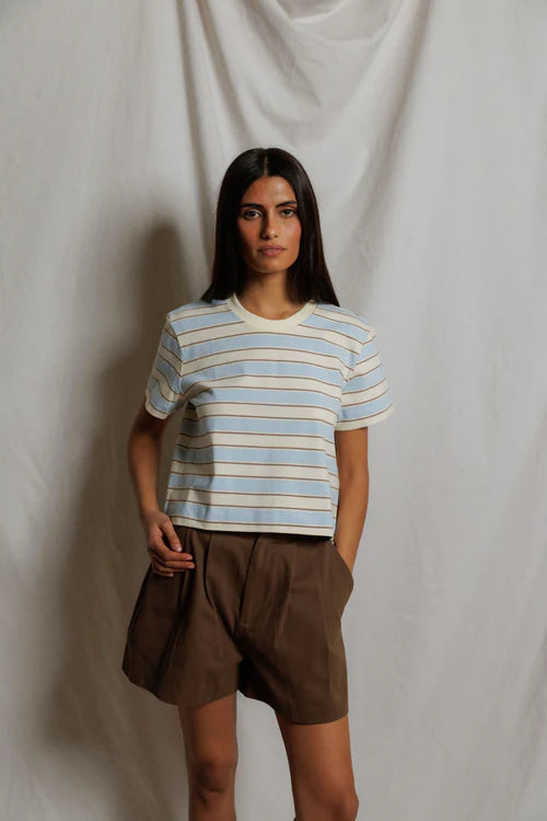 PerfectWhiteTee Gia Tee