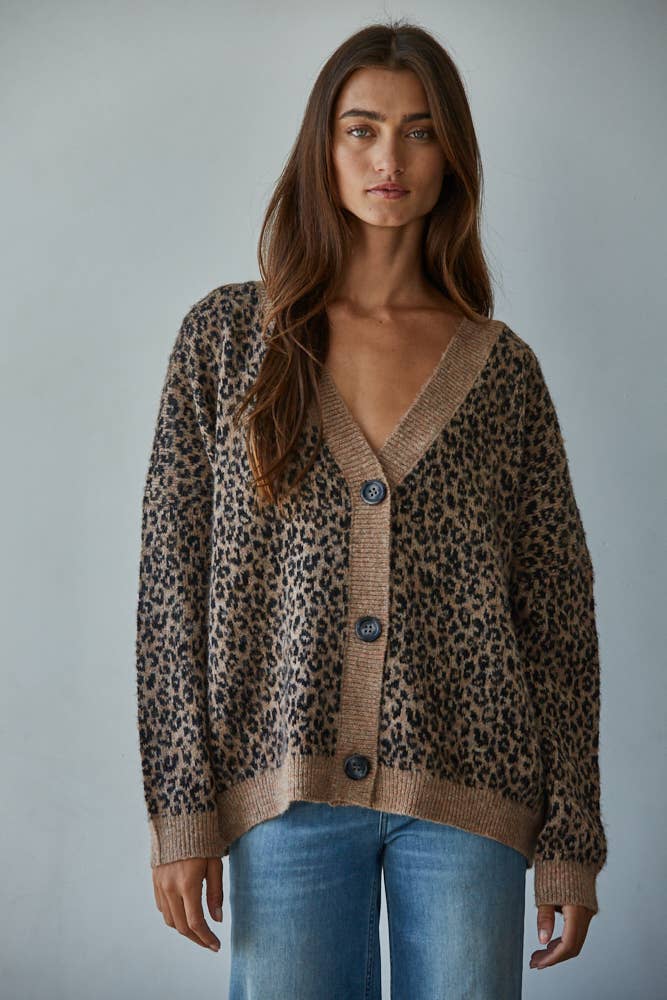 W2334 | Knit Sweater V-Neck Animal Print Cardigan