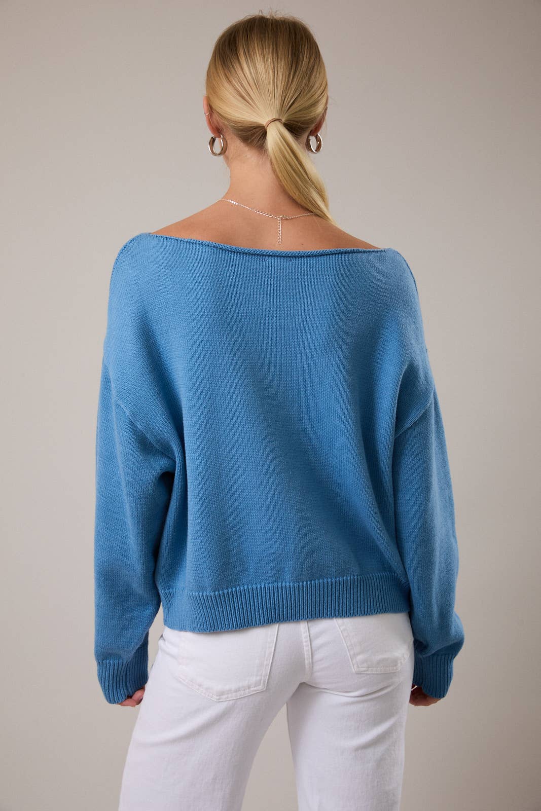 BOAT NECK SWEATER TOP