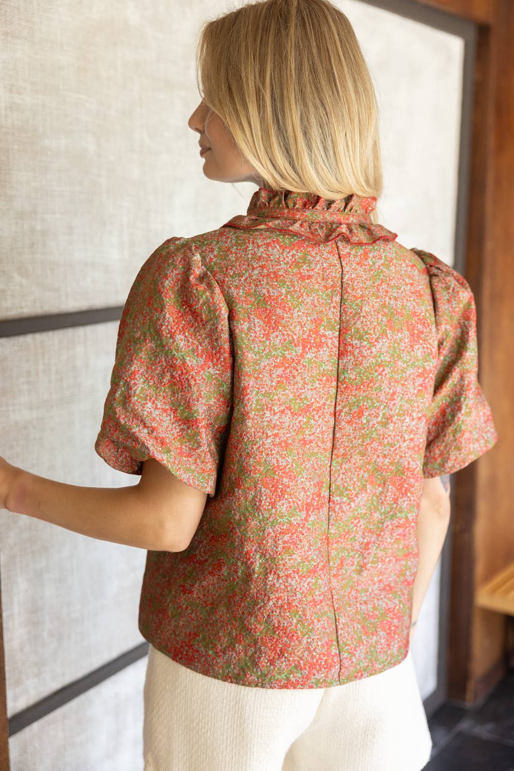 Ruffle Collared Jacquard Abstract Print