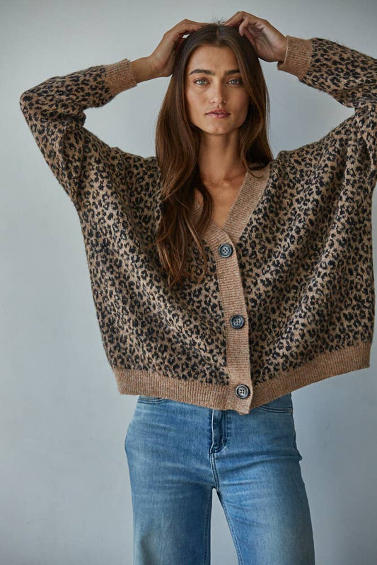 W2334 | Knit Sweater V-Neck Animal Print Cardigan