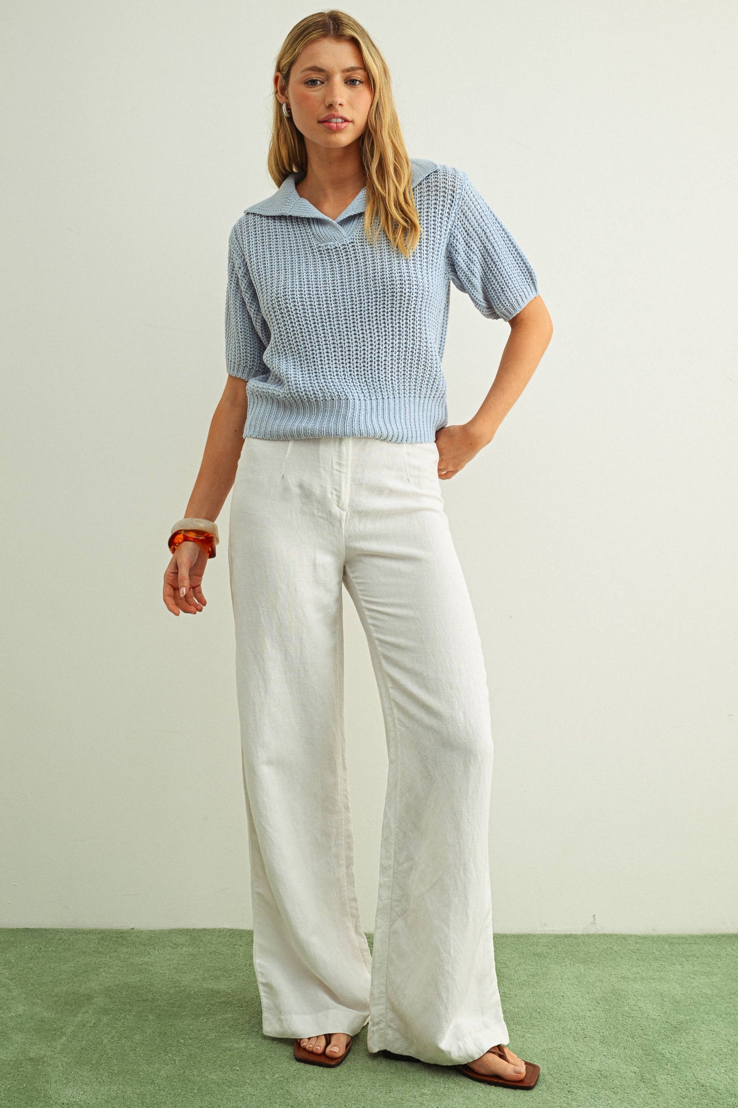 COLLARED S/S KNIT TOP