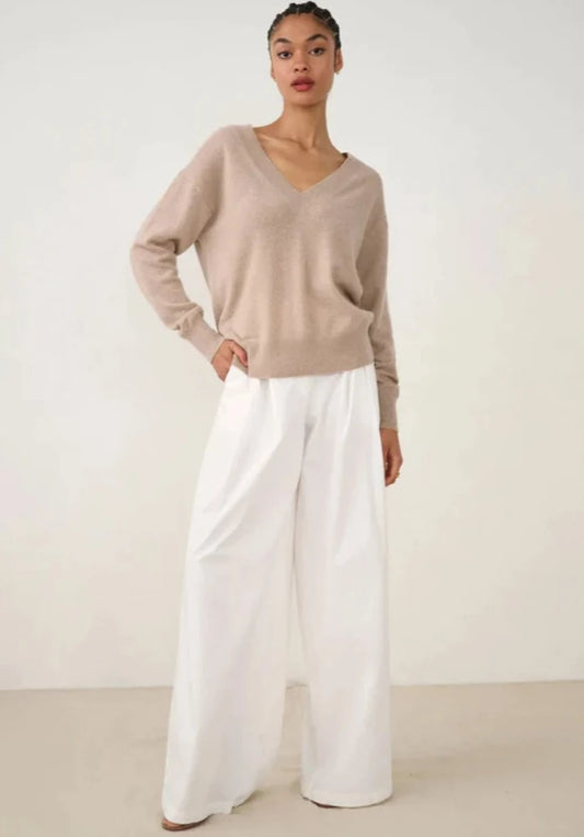 White+Warren Cashmere Core V-Neck
